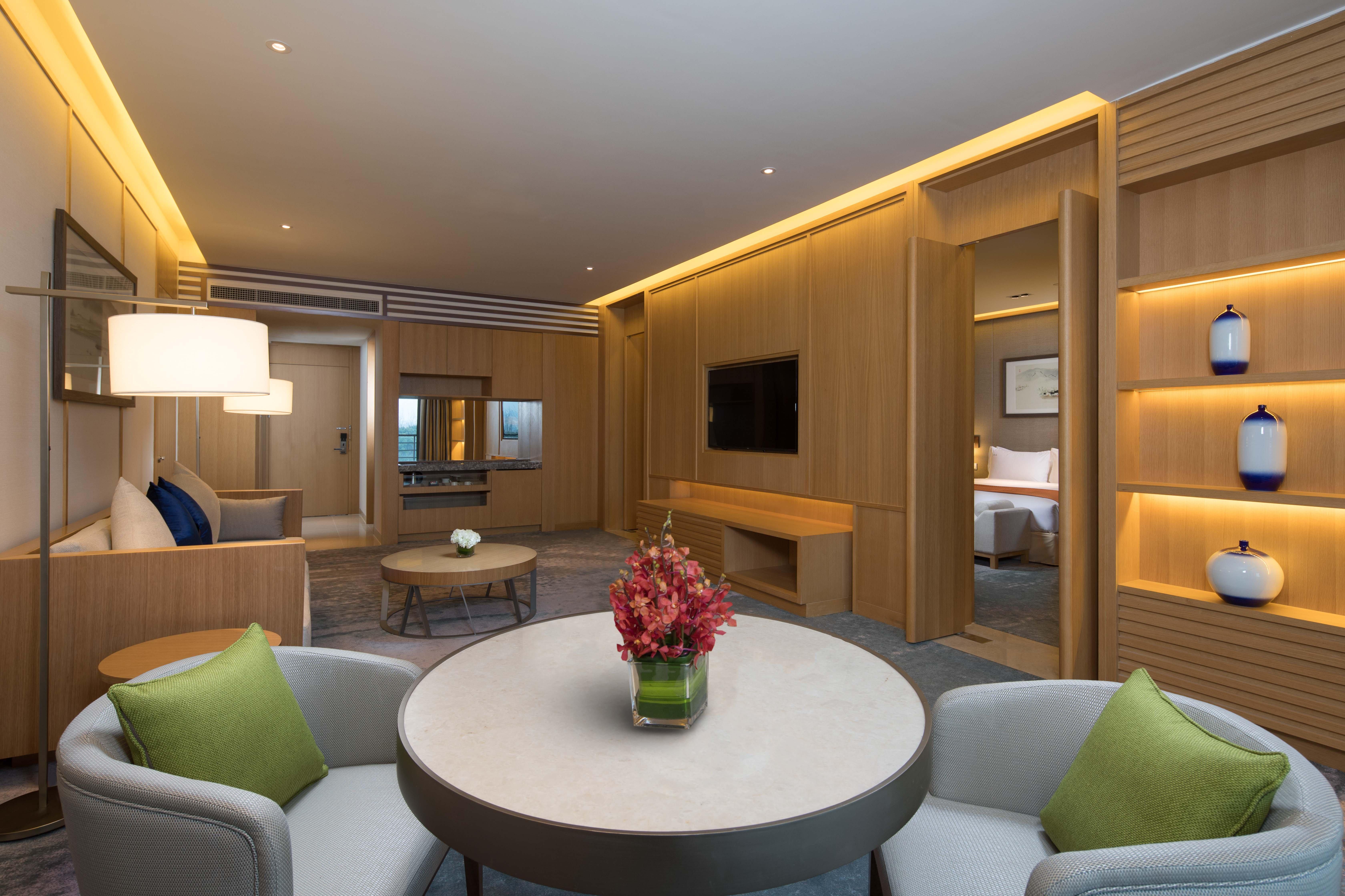 Holiday Inn Kunshan Huaqiao By Ihg מראה חיצוני תמונה