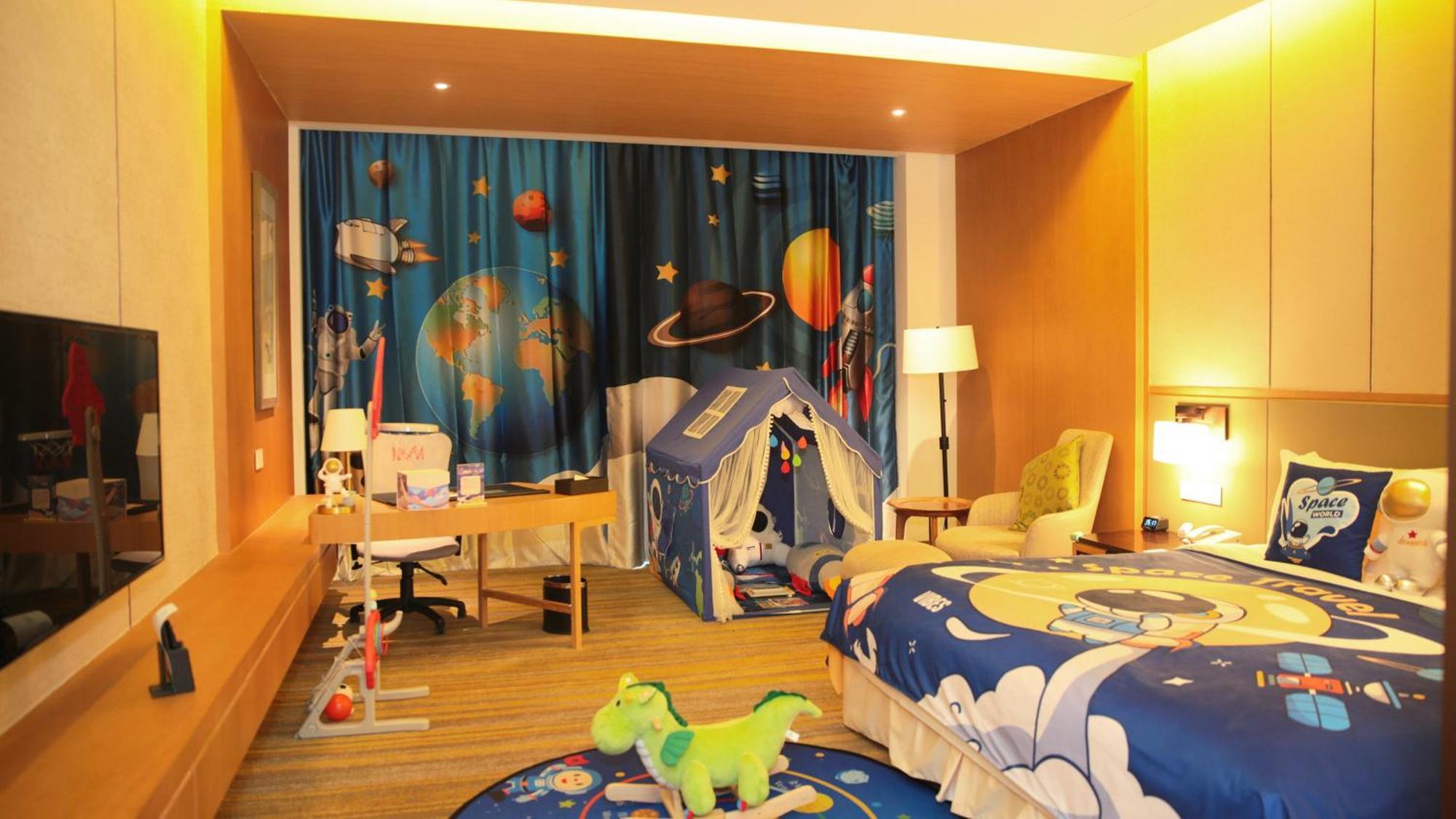Holiday Inn Kunshan Huaqiao By Ihg מראה חיצוני תמונה