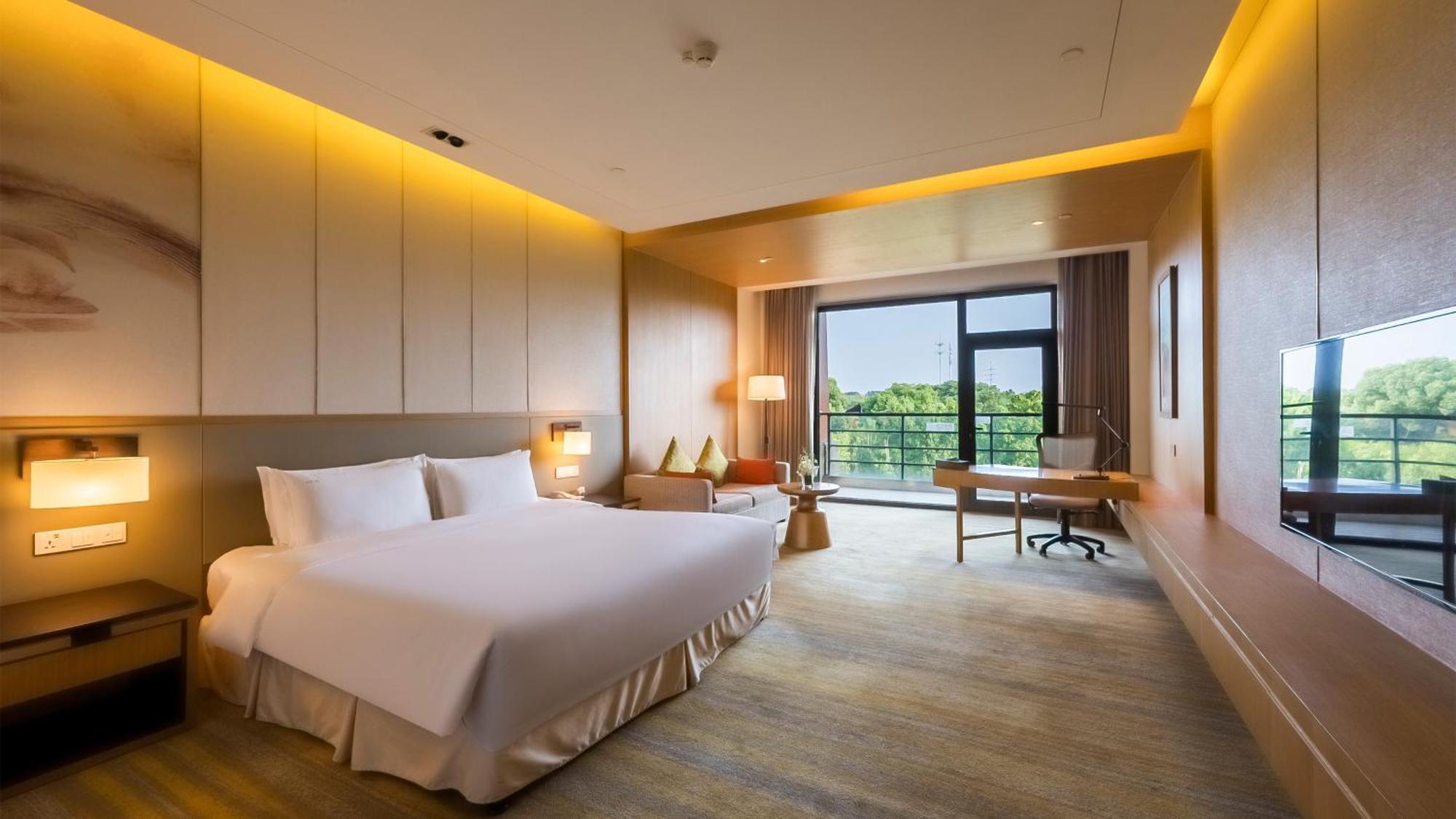 Holiday Inn Kunshan Huaqiao By Ihg מראה חיצוני תמונה